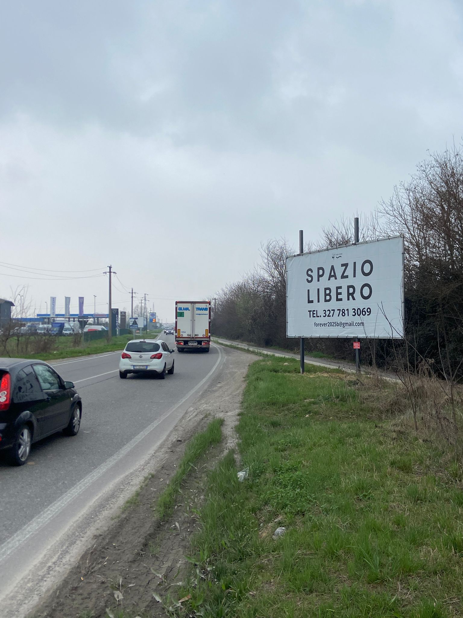Foto del cartello 6 x 3 mono facciale - Via Emilio Brasca, 103 - Trezzo sull'Adda